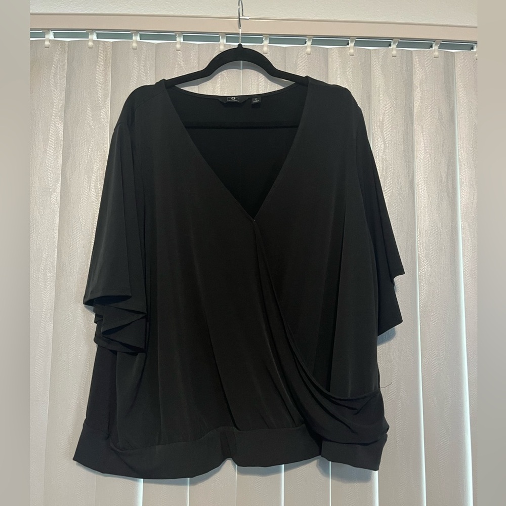 G by Giuliana Flutter Sleeve Surplice Top